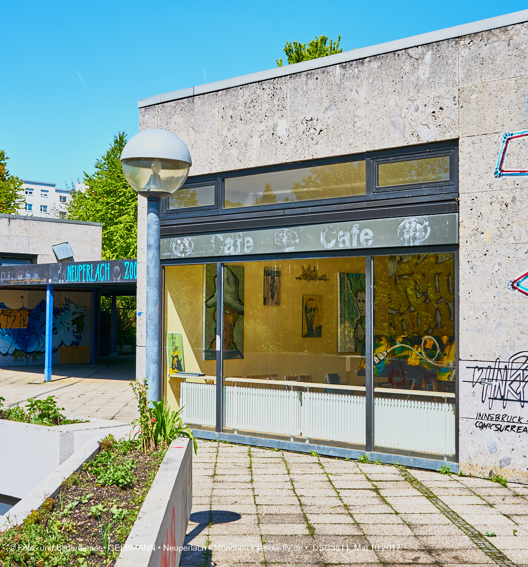 21.03.2017 - Abrissbaustelle Quiddezentrum in Neuperlach